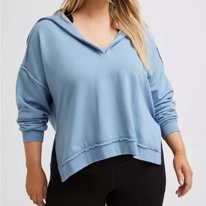Super Soft By TORRID Fleece Vneck Pullover Light Blue Size 0